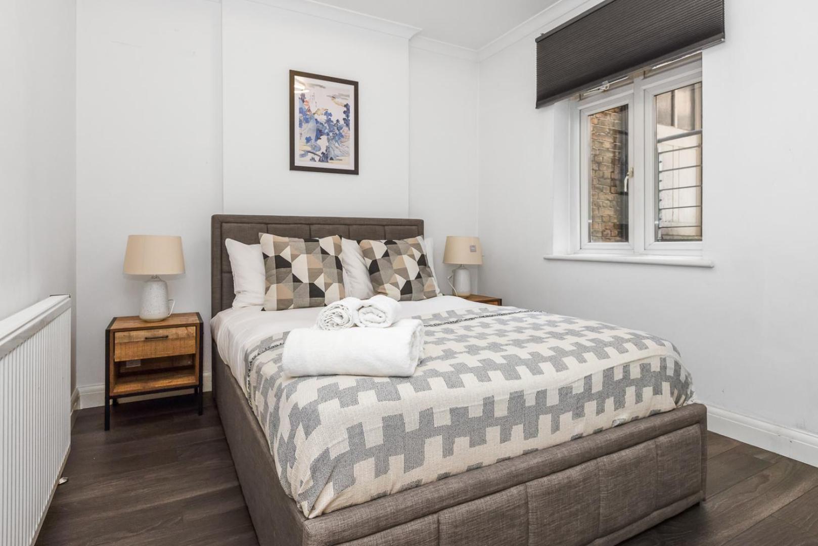Outstanding 2 Bed In Camden Sleeps 6